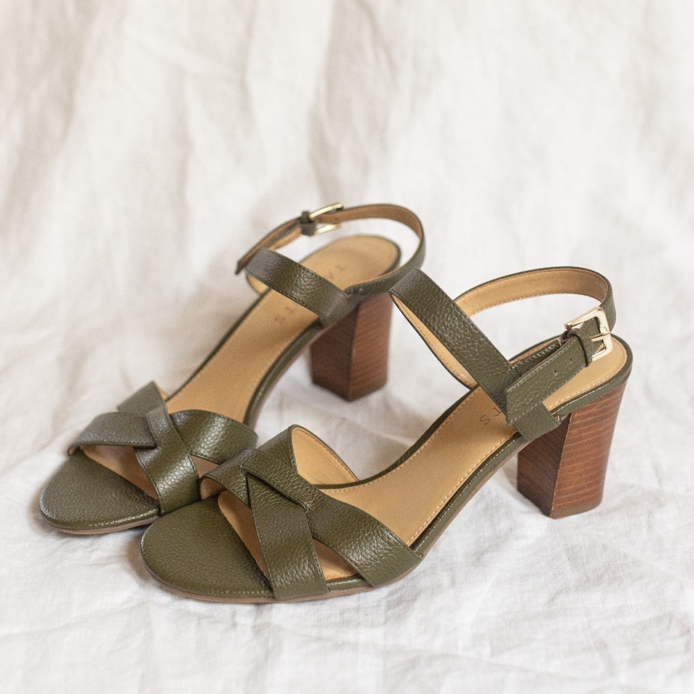 Talbots Women's Leather Bettie Cross Strap Sandals Green 3 inchBlock Heel Size 8
